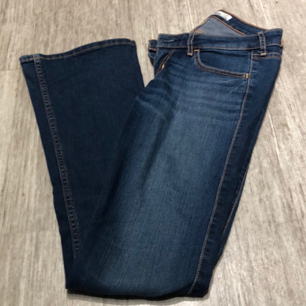 Hollister Jean